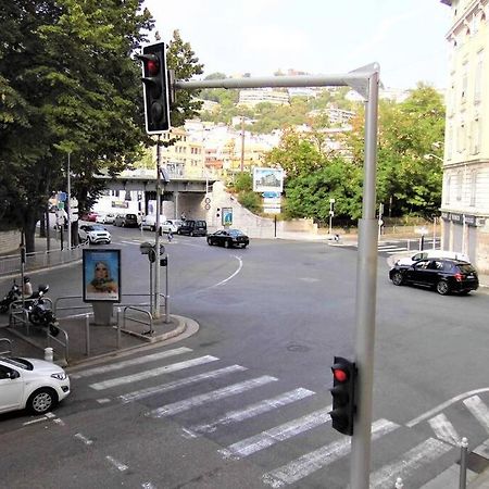2 Spacious Bedrooms Near Riquier Station! Nizza Esterno foto